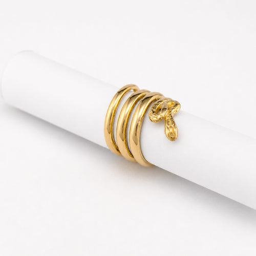 https://18carats.fr/wp-content/uploads/2026/06/37628-37769-Bague-serpent-en-or-jaune.jpg