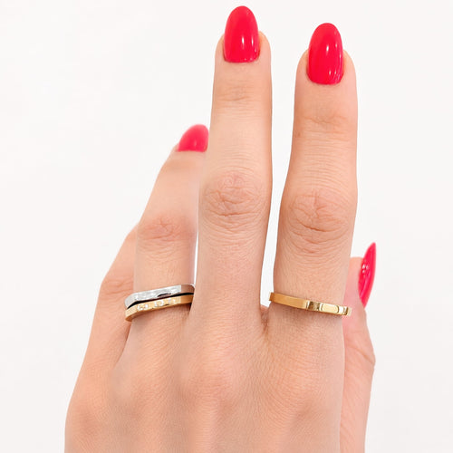 https://18carats.fr/wp-content/uploads/2026/05/36957-37447-Trio-de-bagues-trois-ors.jpg