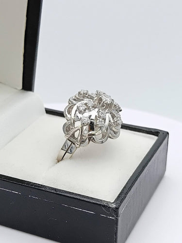 vintage-platinum-flower-diamond-ring-3.jpg