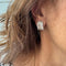Boucles d'oreilles Boucles d’oreilles à lobe en or blanc 18 ct avec diamants 58 Facettes 13036