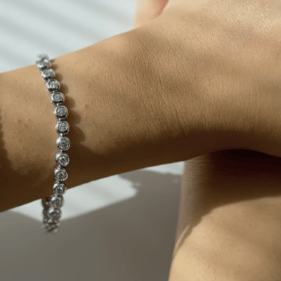 Bracelet Bracelet tennis en or blanc 18 ct et diamants 2,88 ct 58 Facettes 32422