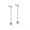 Boucles d'oreilles Salvini - Boucles d’oreilles pendantes en or blanc 18 ct, perles et diamants 58 Facettes 30516