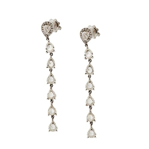 Boucles d'oreilles Boucles d’oreilles pendantes goutte en or blanc 18 ct et diamants 58 Facettes 36383