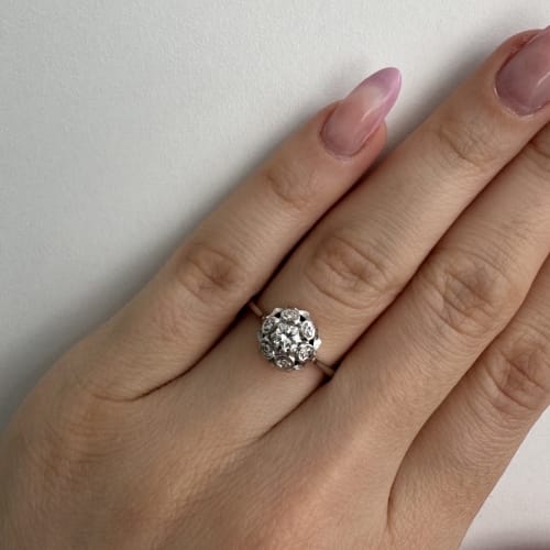 Bague 57 Bague solitaire fleur - Diamants 0,24 ct en or blanc 18 kt 58 Facettes 35652