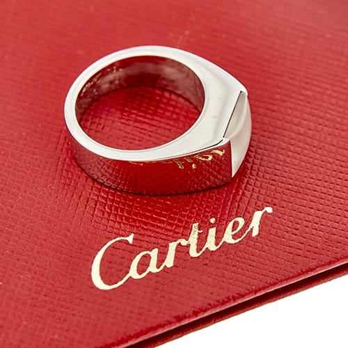 Bague 51 Cartier Tank - Bague chevalière en or blanc 18 ct avec pierre de lune 58 Facettes 36051