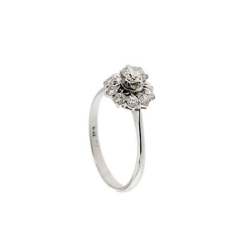 Bague Bague fleur - Bague en or blanc 18 carats et diamants 58 Facettes 32265