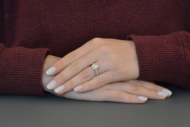 Bague 52 Bague en platine avec diamant 2,43 ct et diamants 58 Facettes 27143-27018