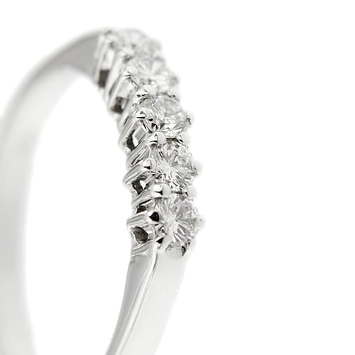 Bague Bague rivière - Anneau en or blanc 18 ct et diamants 0,35 ct 58 Facettes 37616