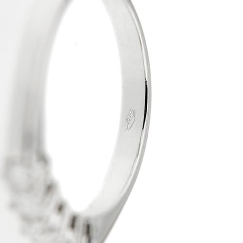 Bague Bague rivière - Anneau en or blanc 18 ct et diamants 0,35 ct 58 Facettes 37616