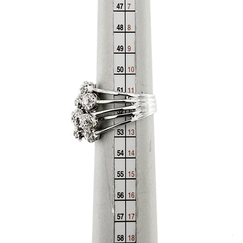 Bague Bague bouquet - Bague en or blanc 18 ct et diamants 58 Facettes 37546