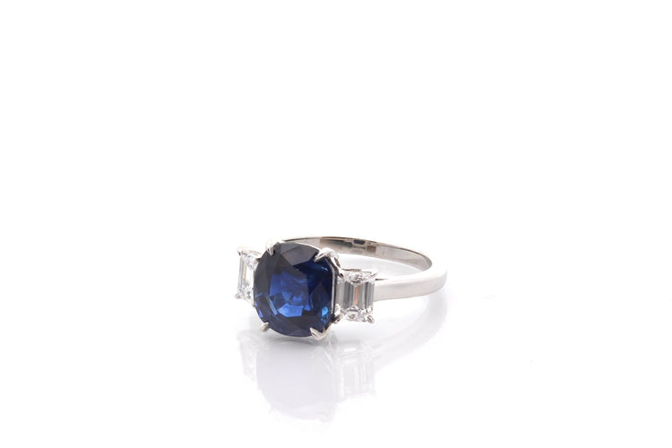 Bague 53 Bague en platine avec saphir de Ceylan 3,96 ct et diamants 58 Facettes 27472-27423-27424-27618