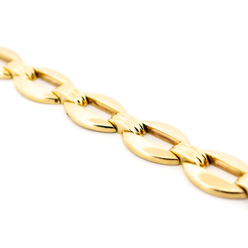 Montre Bracelet à maillons en or 14k 58 Facettes 096F45D64F7B4616BFA8164443E7E9FB