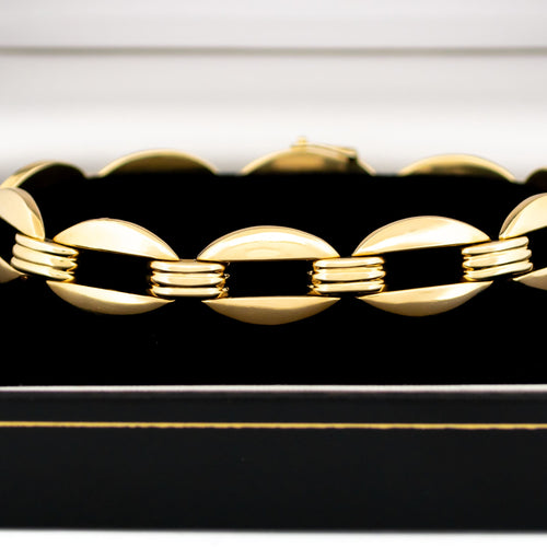 Montre Bracelet à maillons en or 14k 58 Facettes 096F45D64F7B4616BFA8164443E7E9FB