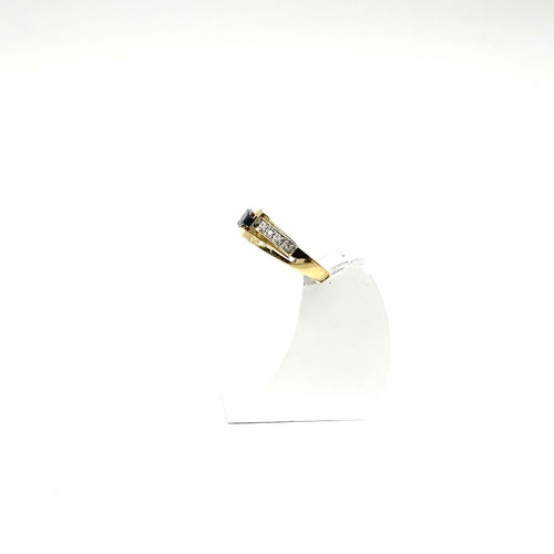 Bague 54.5 Bague en or jaune 750, saphir et diamants 58 Facettes Z15B51624