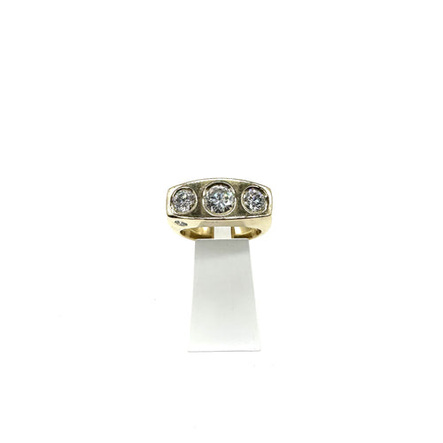 Bague 66 Chevalière - Bague en or jaune 750 et diamants 58 Facettes Z15B51744