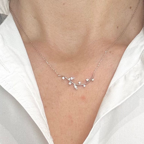 Collier Collier en or blanc 750 et diamants 0,20 ct 58 Facettes Z1351617
