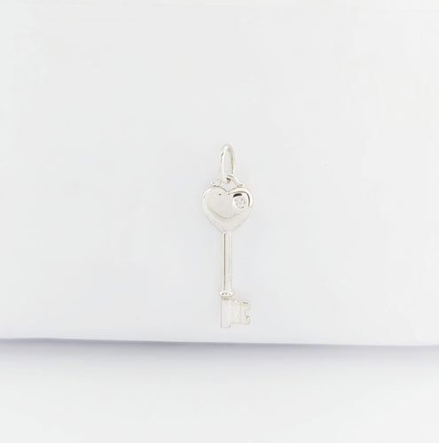 Pendentif Tiffany & Co Return to Tiffany - Pendentif clé cœur en argent 925 et diamant 58 Facettes 32314