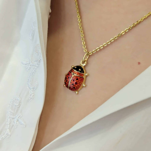 Pendentif Pendentif coccinelle animalier en or jaune 18 carats 58 Facettes 32260