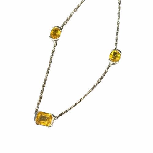 Collier Collier - Saphirs jaunes en or 18 carats 58 Facettes 205