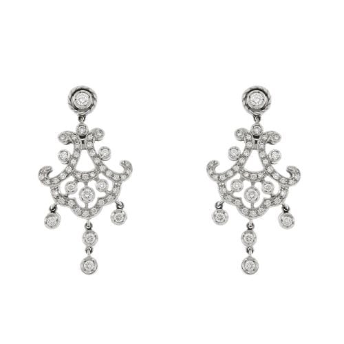 Boucles d'oreilles Boucles d’oreilles pendantes chandelier en or blanc 18 ct et diamants 58 Facettes 33777O