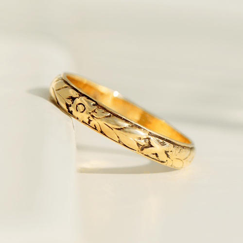 Bague 56 Bague Art nouveau en or jaune 14 carats (585) à gravure florale 58 Facettes