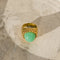 Bague 52.5 Bague vintage en or jaune 18 carats avec cabochon de chrysoprase 58 Facettes 2884