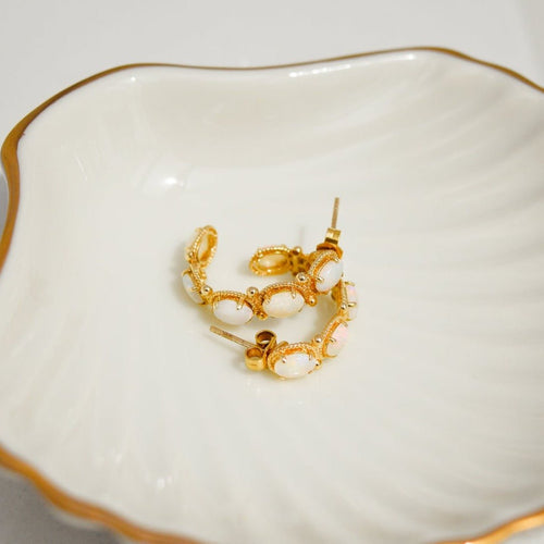 Boucles d'oreilles Boucles d’oreilles vintage en or jaune 14 carats aux opales 58 Facettes 2870