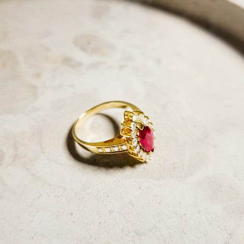 Bague 52 Bague halo en or 18 carats avec rubis et diamants 58 Facettes 2838