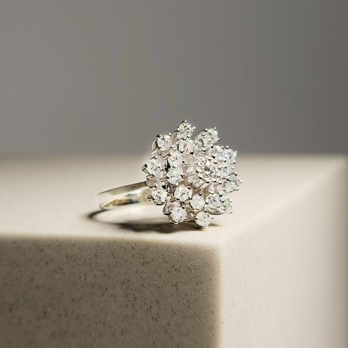 Bague 55 Bague en or blanc 14 carats avec diamants taille brillant 58 Facettes 2824