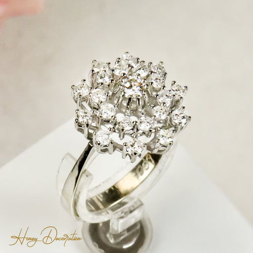 Bague 55 Bague en or blanc 14 carats avec diamants taille brillant 58 Facettes 2824