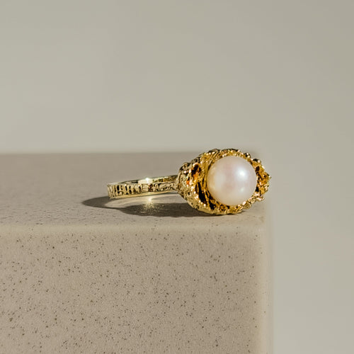 Bague 55 Bague perle en or jaune 14 carats 58 Facettes 2650