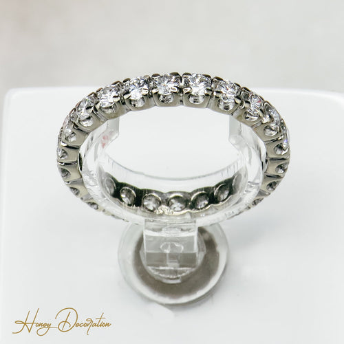 Bague 50 Bague mémoire en or blanc 750 avec 22 diamants 58 Facettes 2525