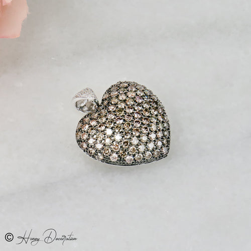 Pendentif Pendentif cœur en or blanc 585 avec diamants 58 Facettes 2560