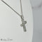 Pendentif Pendentif croix ancien en or blanc 14 carats et diamants 58 Facettes 2367