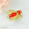 Pendentif Pendentif abeille en or jaune 18 carats et corail 58 Facettes 2020