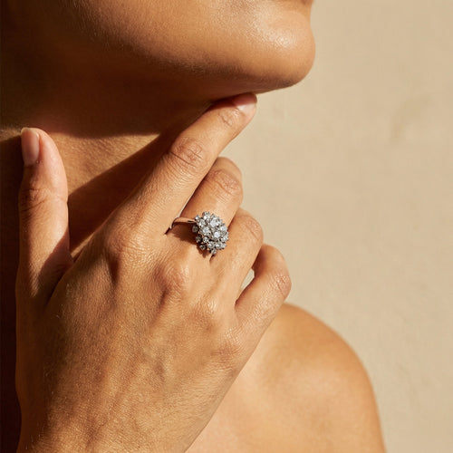 Bague 53 Bague en or blanc 585 avec 20 diamants taille brillant 58 Facettes 1619
