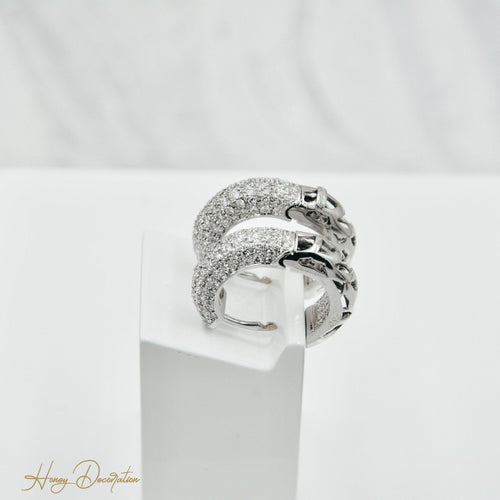 Boucles d'oreilles Créoles en or blanc 18 carats serties de diamants 58 Facettes 881