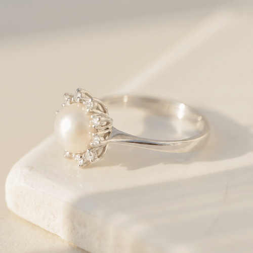 Bague 54 Vintage - Bague en or blanc avec perle Mabe et 10 diamants 58 Facettes HJ250119