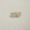Boucles d'oreilles Boucles d'oreilles puces - Motif fleur en or blanc 14 carats et diamants 58 Facettes 2971