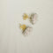 Boucles d'oreilles Boucles d'oreilles puces - Motif fleur en or blanc 14 carats et diamants 58 Facettes 2971