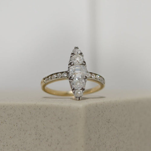 Bague 54 Bague navette édouardienne en or jaune 585 avec diamants 58 Facettes 2919