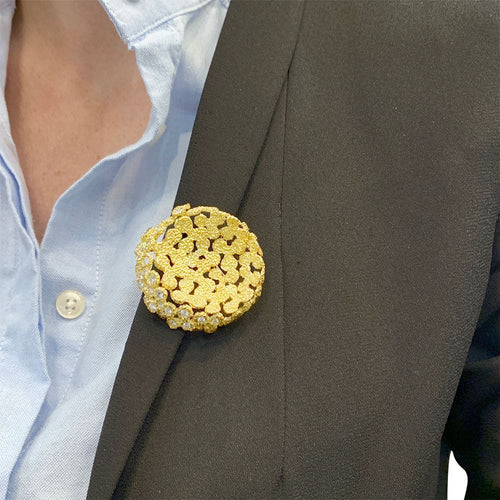 Broche Fred - Broche en or jaune 750 sertie de diamants 58 Facettes 32951