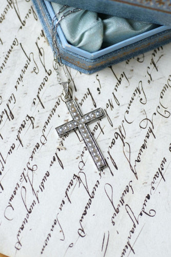 Pendentif Pendentif croix Art déco en or et platine, perles et diamants 58 Facettes
