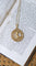 Pendentif Pendentif médaille caniche en or jaune 18k « Je suis fidèle » 58 Facettes