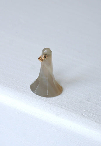 Pendentif Pendentif sceau (cachet) en or jaune 18 kt et calcédoine grise 58 Facettes