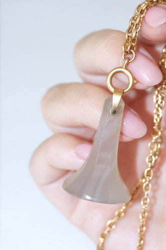 Pendentif Pendentif sceau (cachet) en or jaune 18 kt et calcédoine grise 58 Facettes