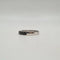 Bague 54 Bague or blanc 18 carats sertie d’un diamant blanc et diamants noirs 58 Facettes