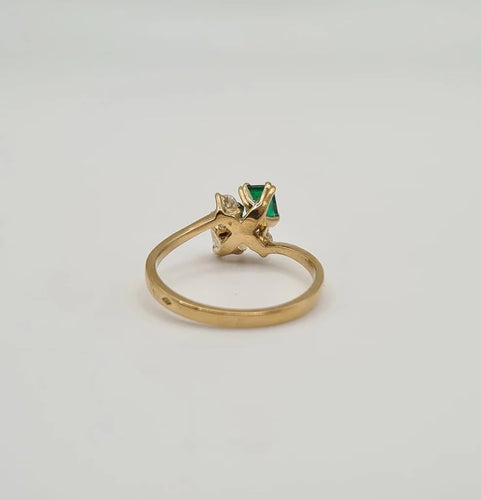 Bague 49.5 Bague or jaune 18 carats sertie d'une émeraude et diamants naturels 58 Facettes
