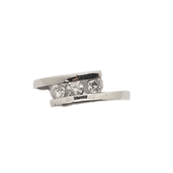 Bague 54 Bague en Or blanc, diamants 58 Facettes