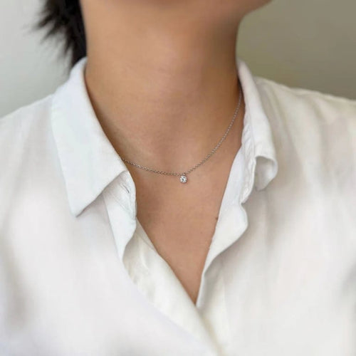 Collier Collier pendentif en or blanc 750‰ et diamant 58 Facettes 250210R